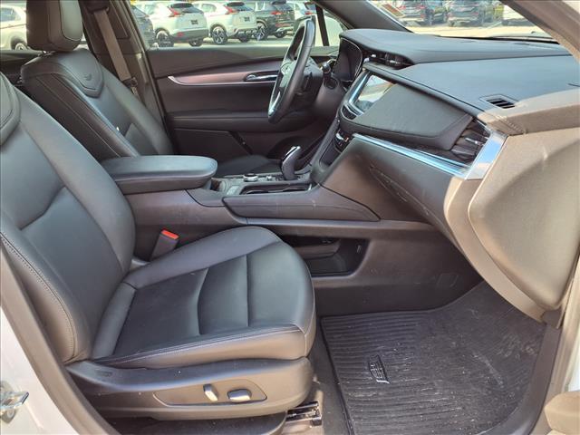 used 2024 Cadillac XT6 car, priced at $37,008