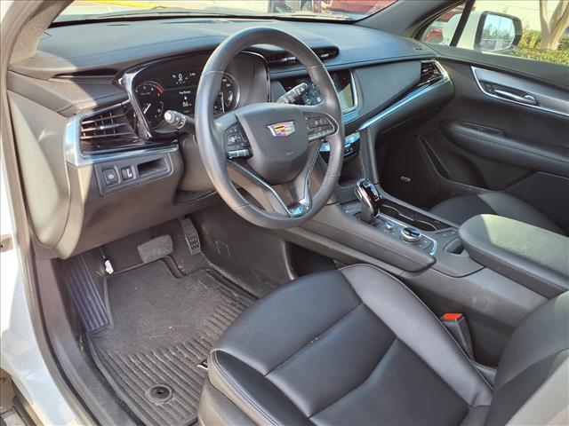 used 2024 Cadillac XT6 car, priced at $37,008