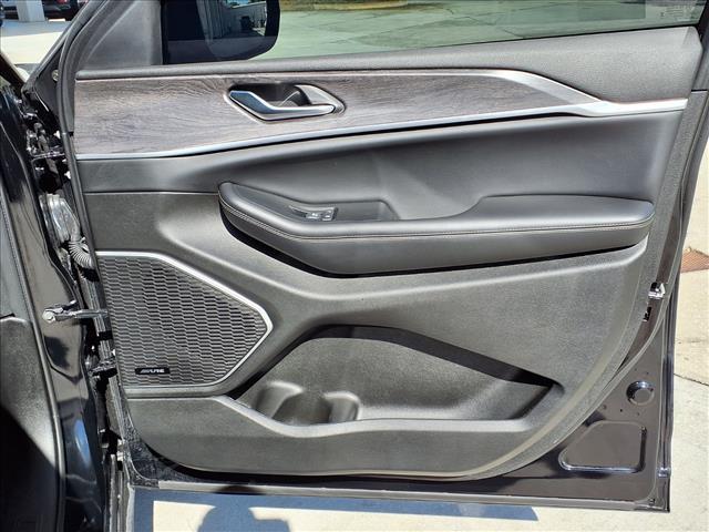 used 2024 Jeep Grand Cherokee car, priced at $30,986