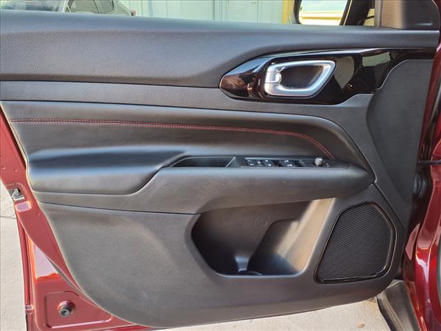 used 2022 Jeep Compass car, priced at $20,005