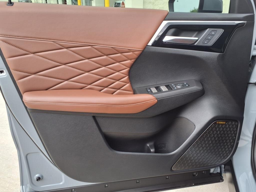 new 2025 Mitsubishi Outlander car, priced at $46,146