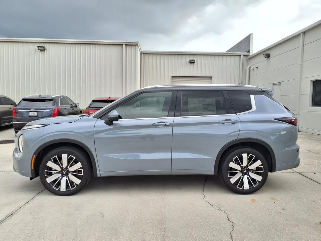 new 2025 Mitsubishi Outlander car, priced at $46,146