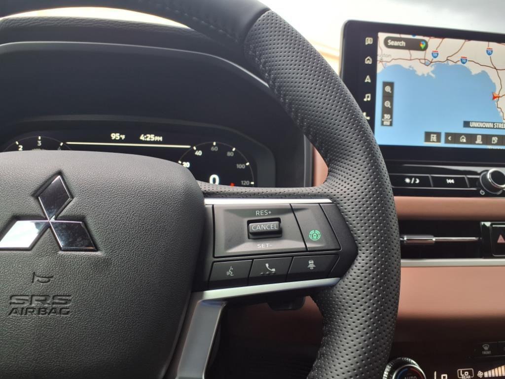 new 2025 Mitsubishi Outlander car, priced at $46,146