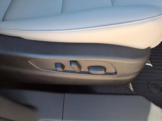 used 2023 Cadillac XT4 car, priced at $21,698