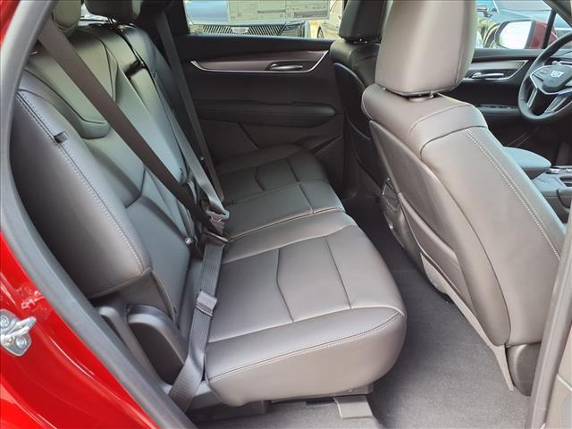 new 2026 Cadillac XT5 car, priced at $47,020