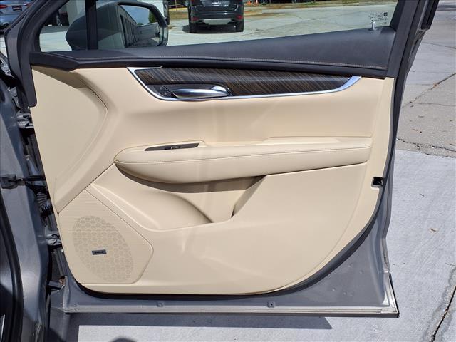 used 2018 Cadillac XT5 car, priced at $17,382