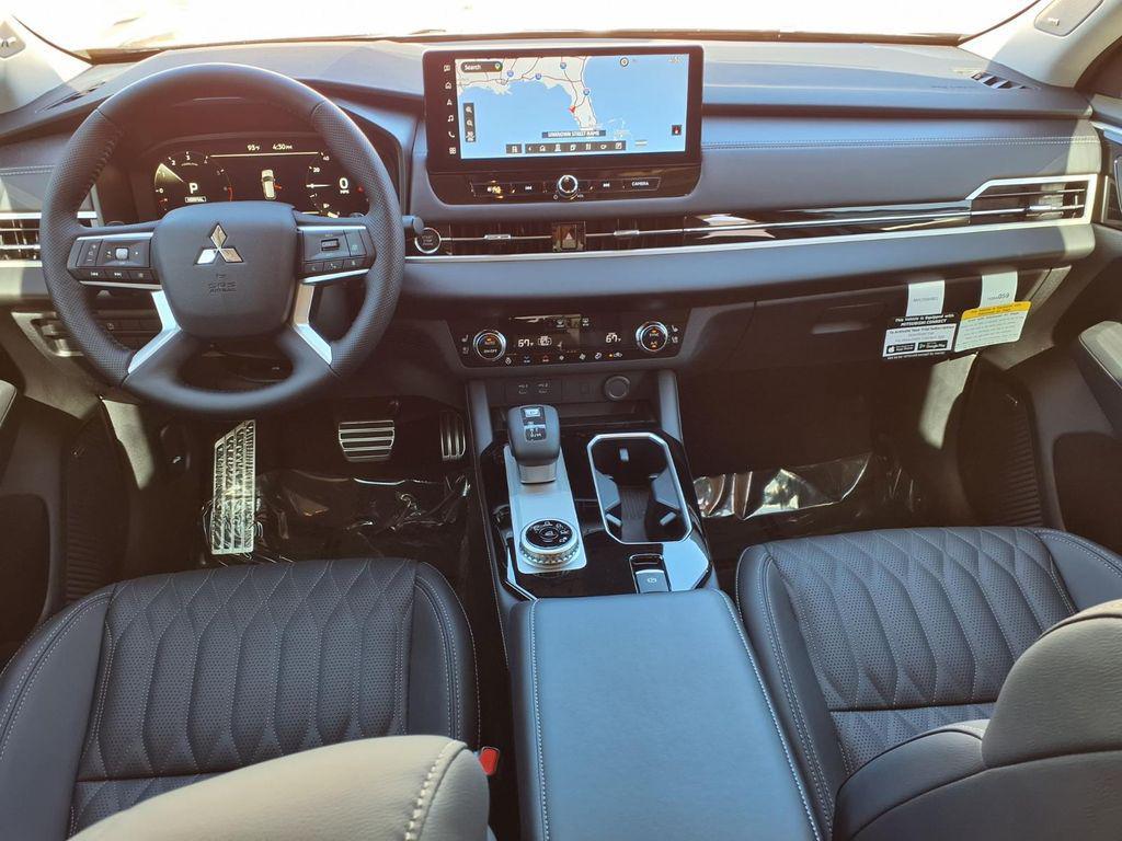 new 2026 Mitsubishi Outlander car, priced at $43,701
