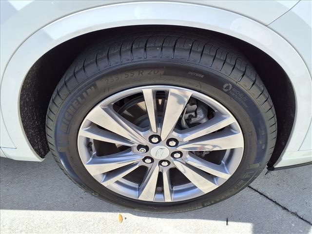 used 2024 Cadillac XT6 car, priced at $41,769