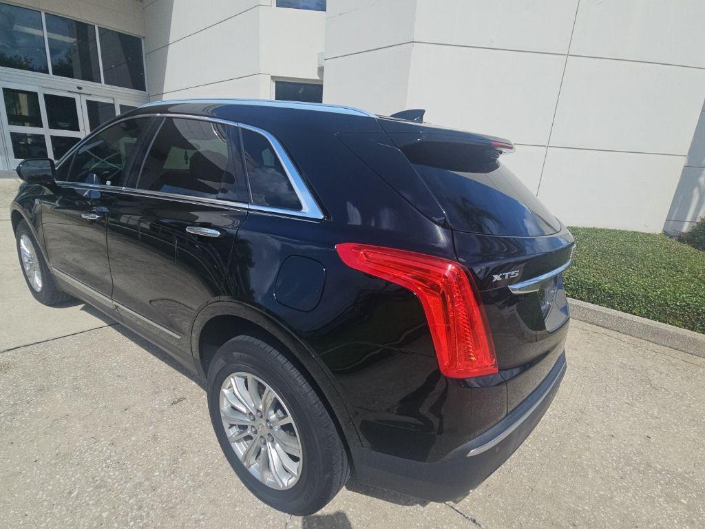 used 2018 Cadillac XT5 car, priced at $15,111