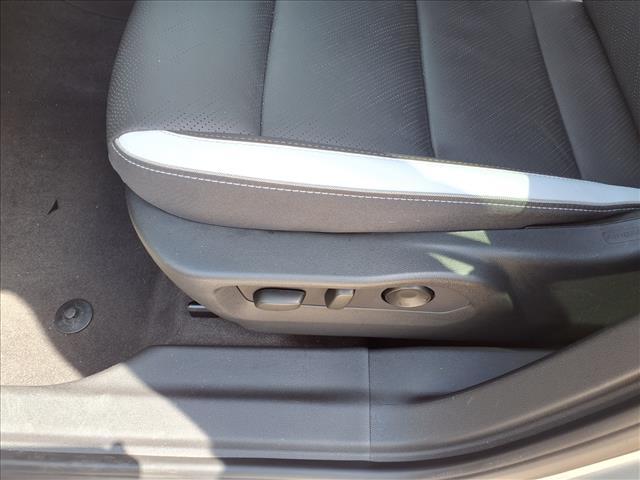 used 2025 Buick Envision car, priced at $28,323