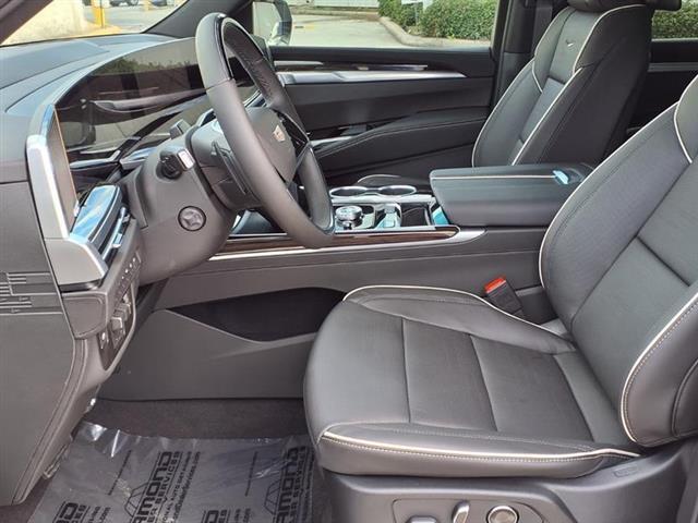 new 2026 Cadillac Escalade ESV car