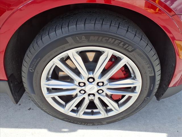 used 2023 Cadillac XT5 car, priced at $37,172