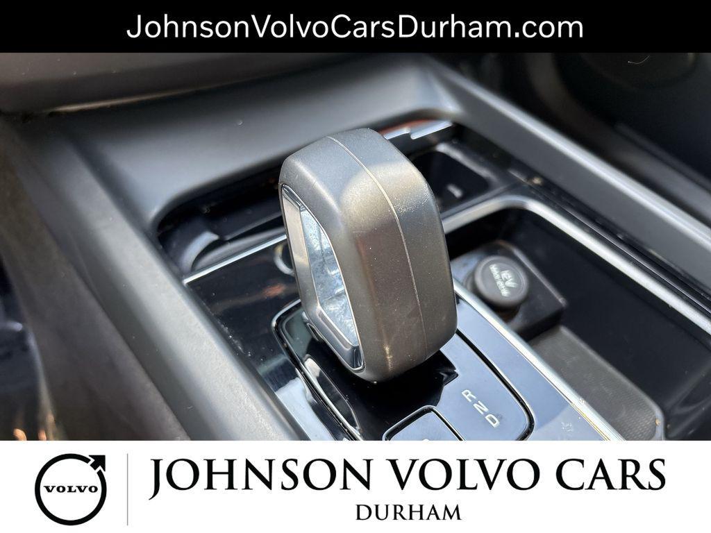 used 2023 Volvo XC60 car, priced at $32,302