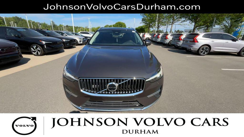 used 2023 Volvo XC60 car, priced at $32,302
