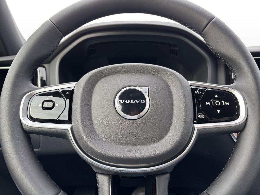 new 2026 Volvo XC60 car, priced at $56,785