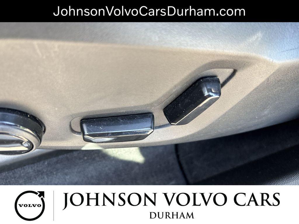 used 2023 Volvo XC60 car, priced at $29,454