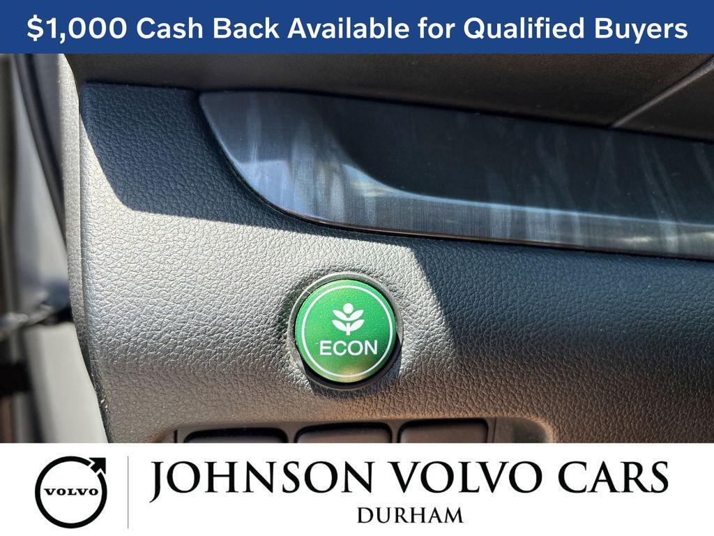 new 2026 Volvo XC60 car, priced at $57,045