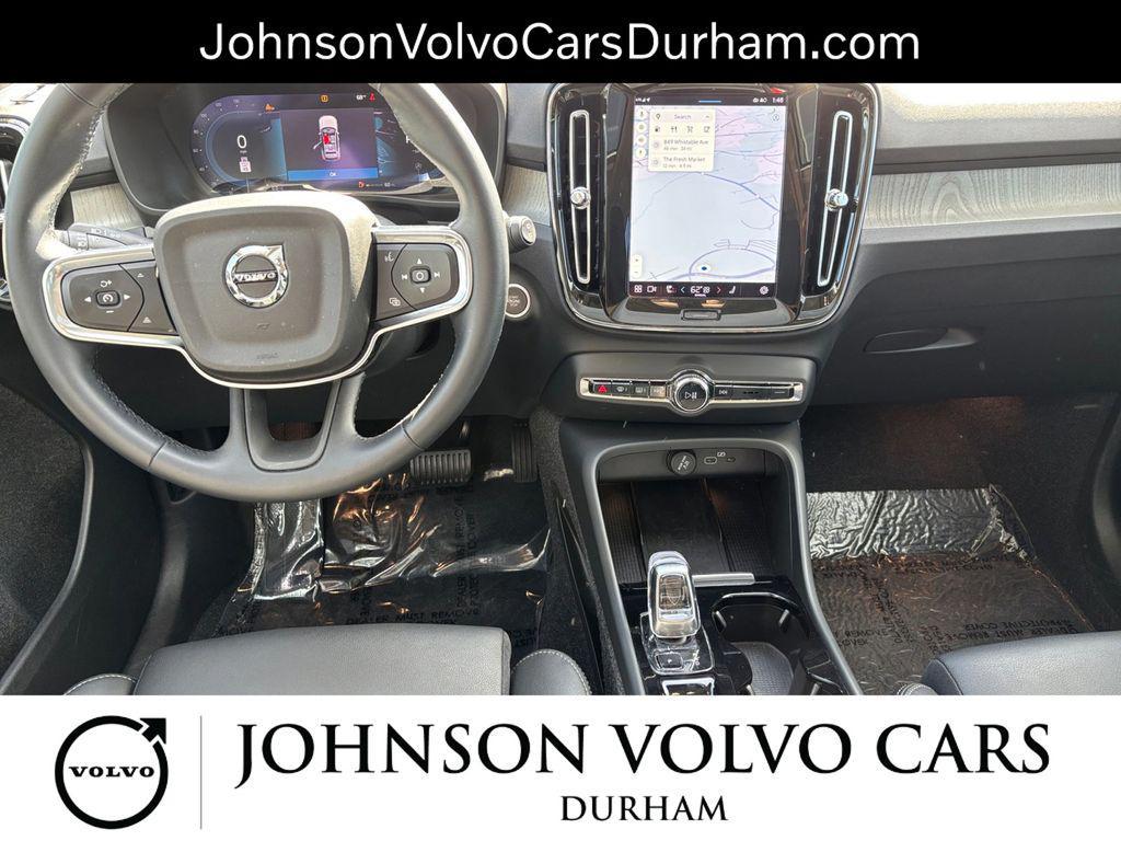 new 2025 Volvo XC40 car, priced at $34,984