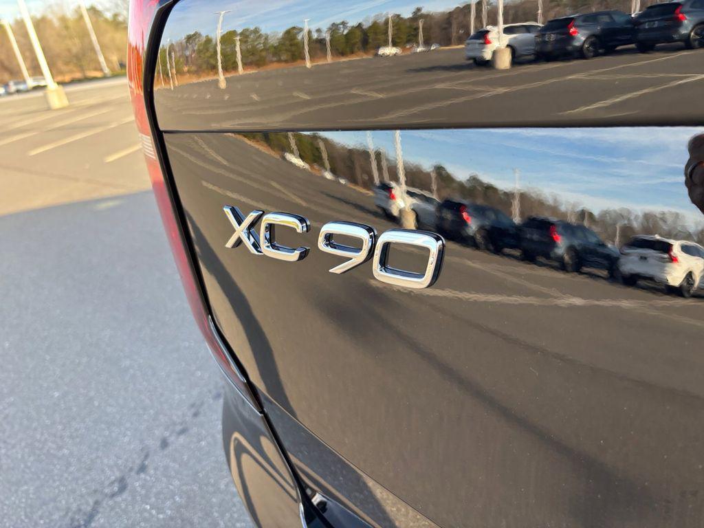 new 2026 Volvo XC90 car, priced at $69,325