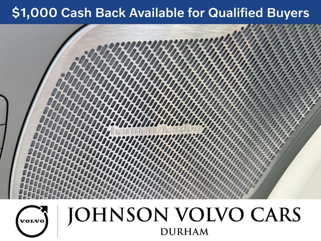 new 2026 Volvo XC60 car, priced at $63,055