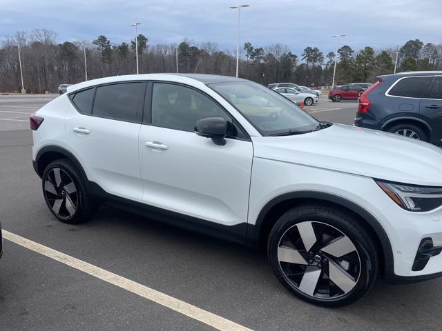 used 2023 Volvo C40 Recharge Pure Electric car, priced at $25,751