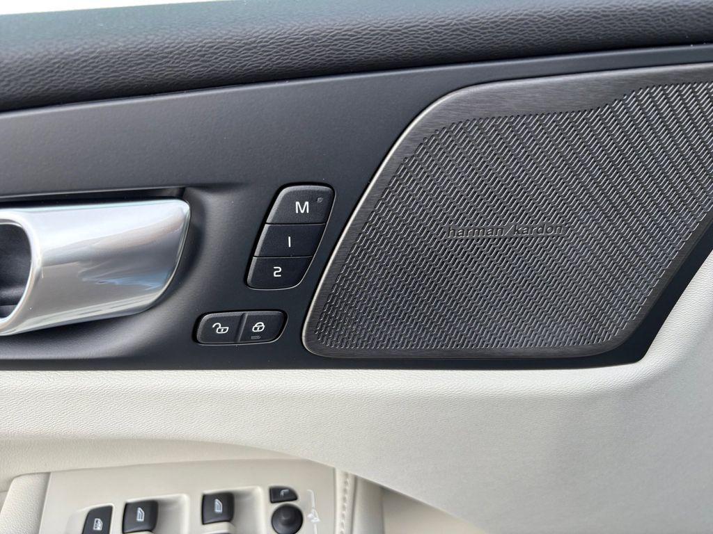 new 2026 Volvo XC60 car, priced at $61,335