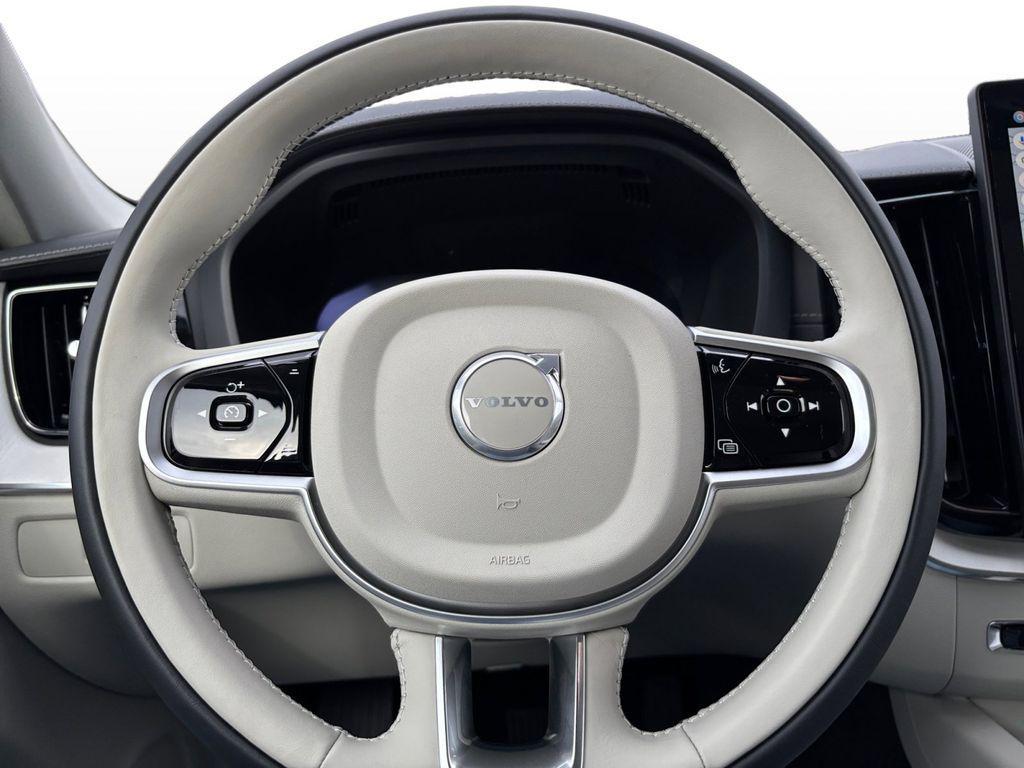 new 2026 Volvo XC60 car, priced at $61,335
