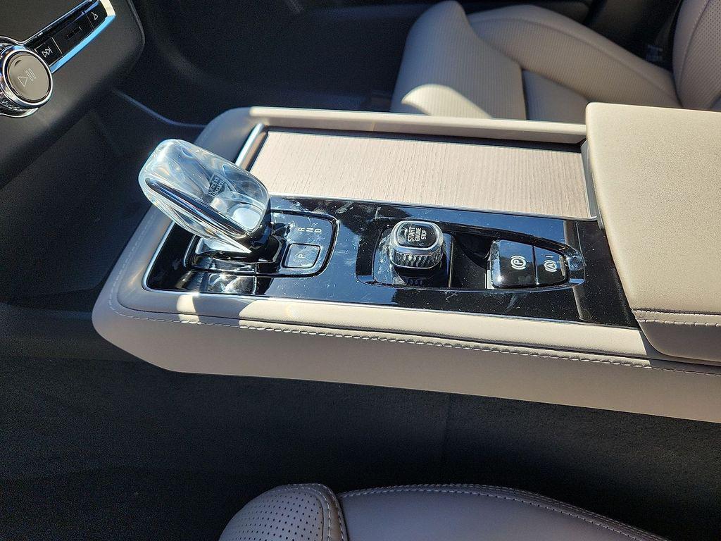 new 2026 Volvo XC90 car, priced at $74,775