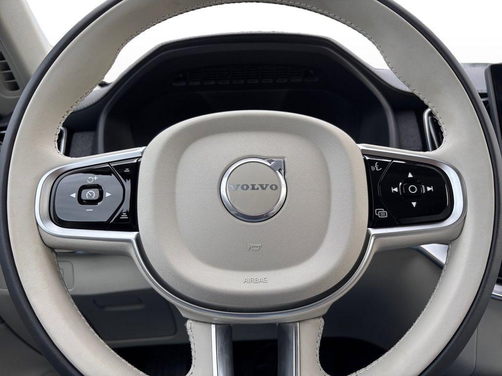new 2026 Volvo XC90 Plug-In Hybrid car, priced at $83,125