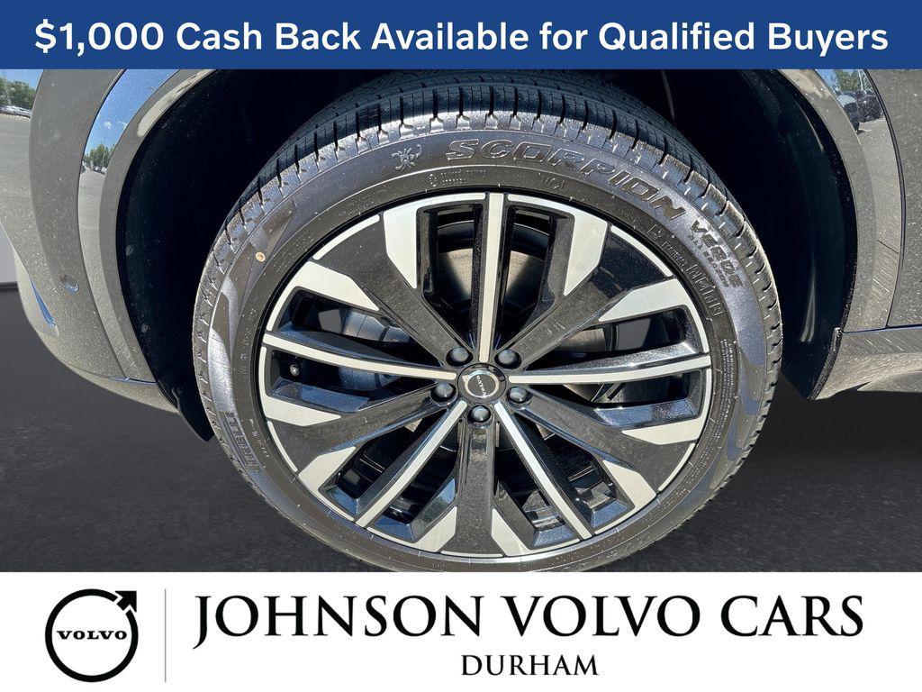 new 2026 Volvo XC90 car, priced at $75,195