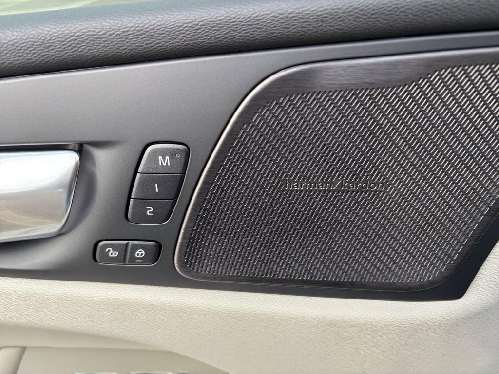 new 2026 Volvo XC60 car, priced at $61,935