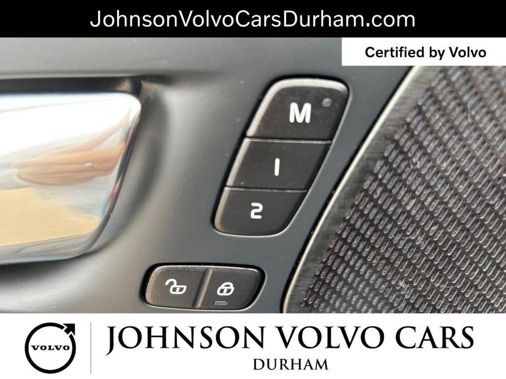 used 2023 Volvo XC60 car, priced at $34,931