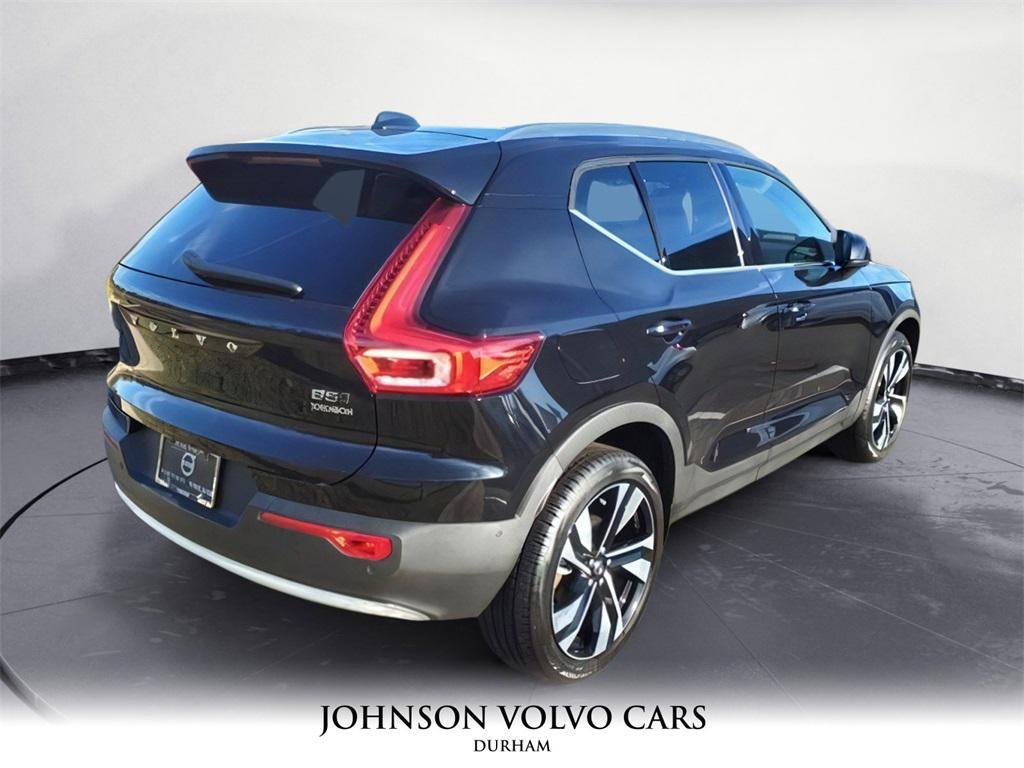 new 2025 Volvo XC40 car, priced at $36,984