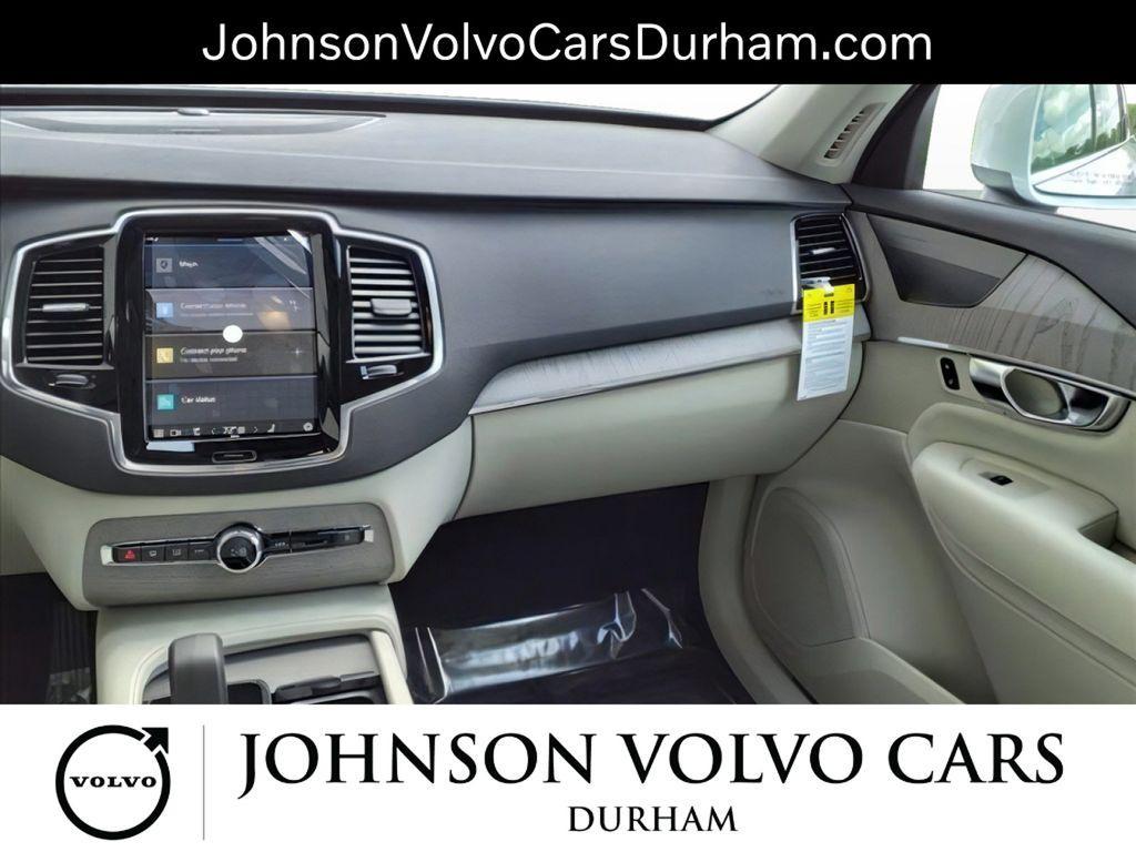 new 2025 Volvo XC90 car, priced at $49,984