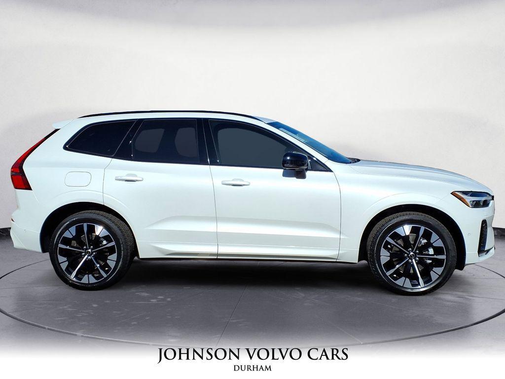 new 2026 Volvo XC60 car, priced at $61,135