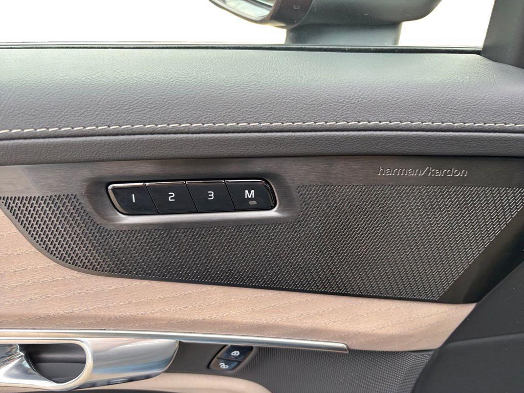 new 2026 Volvo XC90 car, priced at $65,695