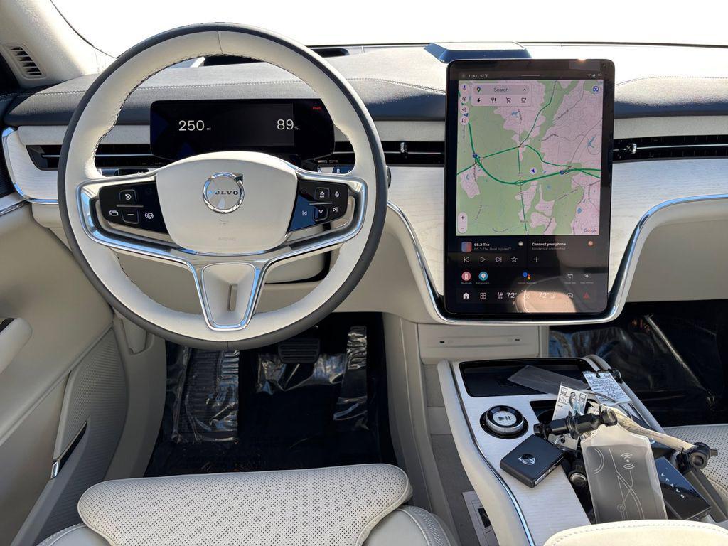 new 2025 Volvo EX90 car, priced at $81,025