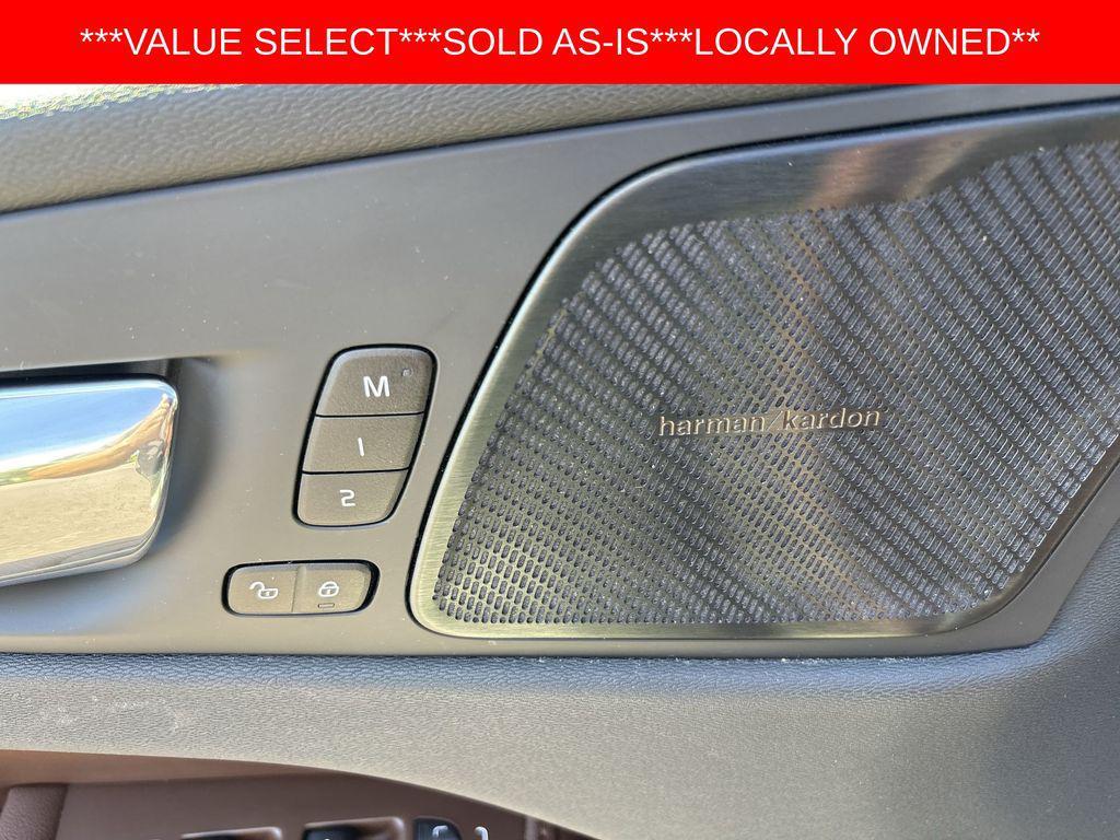 used 2019 Volvo XC60 car, priced at $13,999