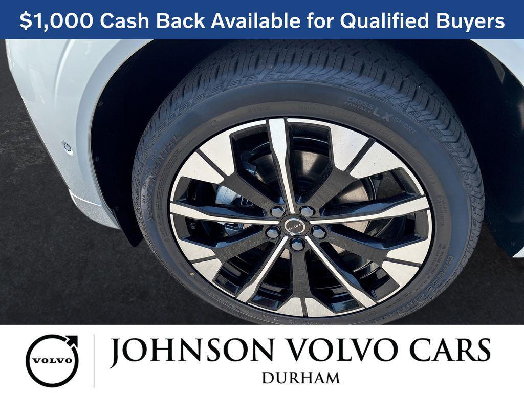 new 2026 Volvo XC60 car, priced at $65,002