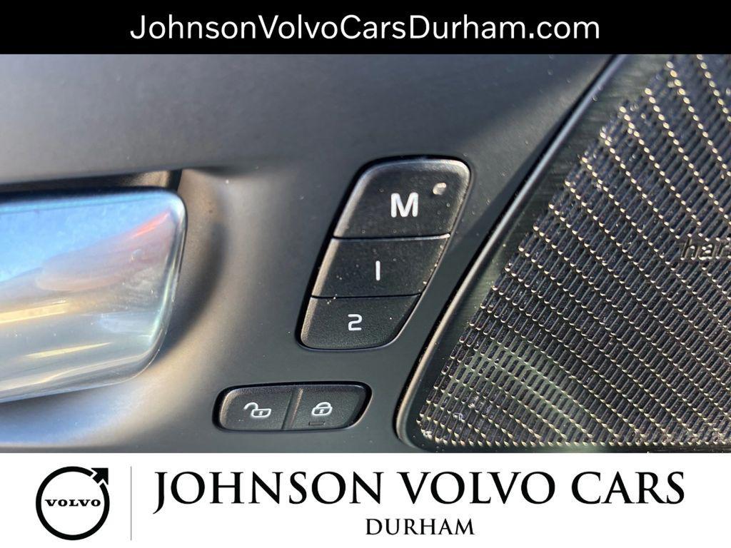 used 2022 Volvo XC60 car, priced at $29,944