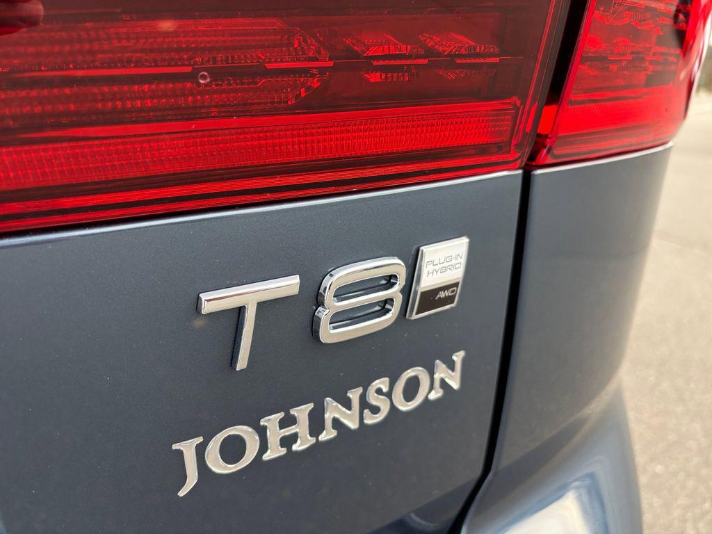 new 2026 Volvo XC60 Plug-In Hybrid car, priced at $67,285