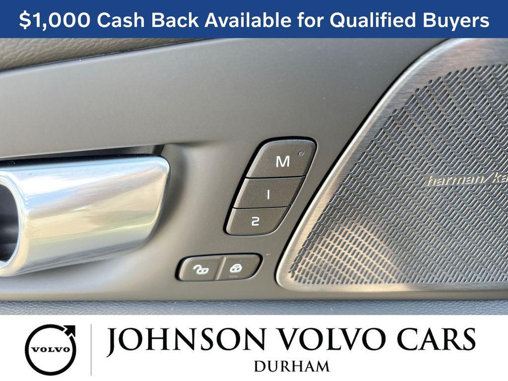 new 2026 Volvo XC60 car, priced at $64,842