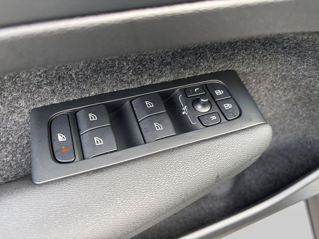 new 2026 Volvo XC40 car, priced at $40,795