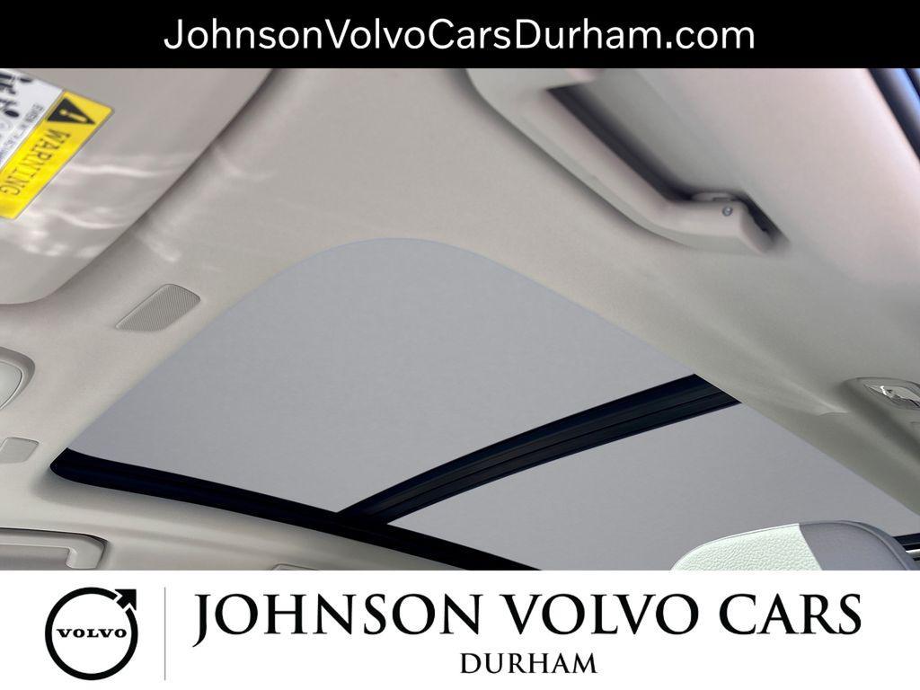 used 2023 Volvo XC60 car, priced at $33,221