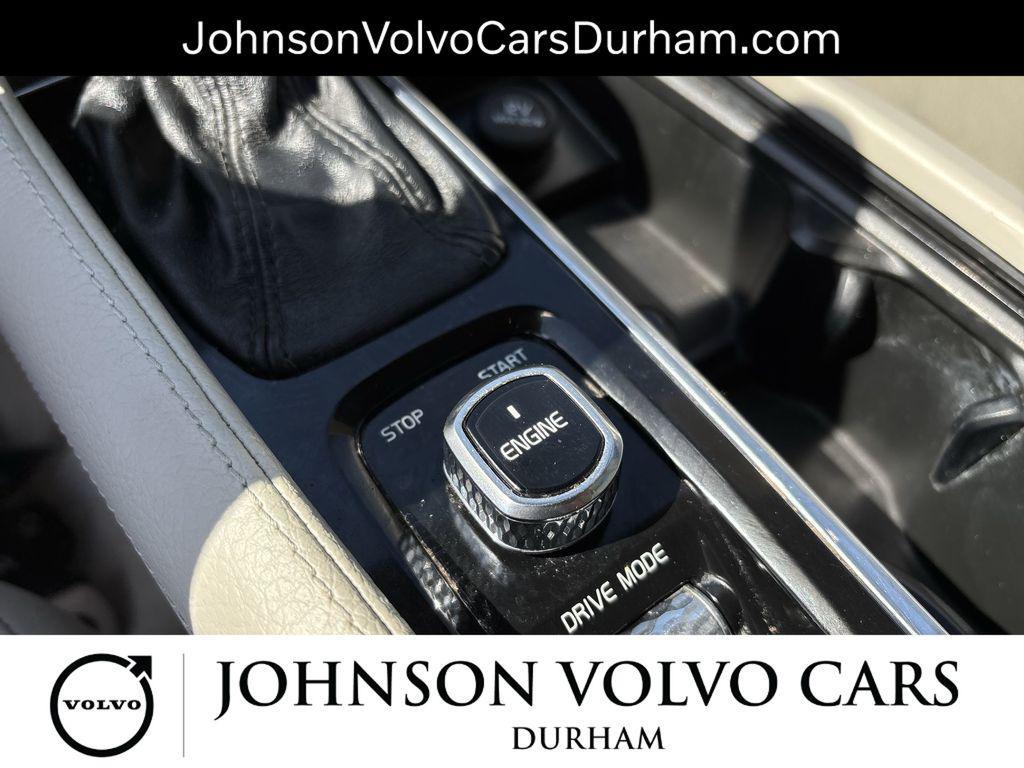 used 2016 Volvo XC90 car, priced at $10,999