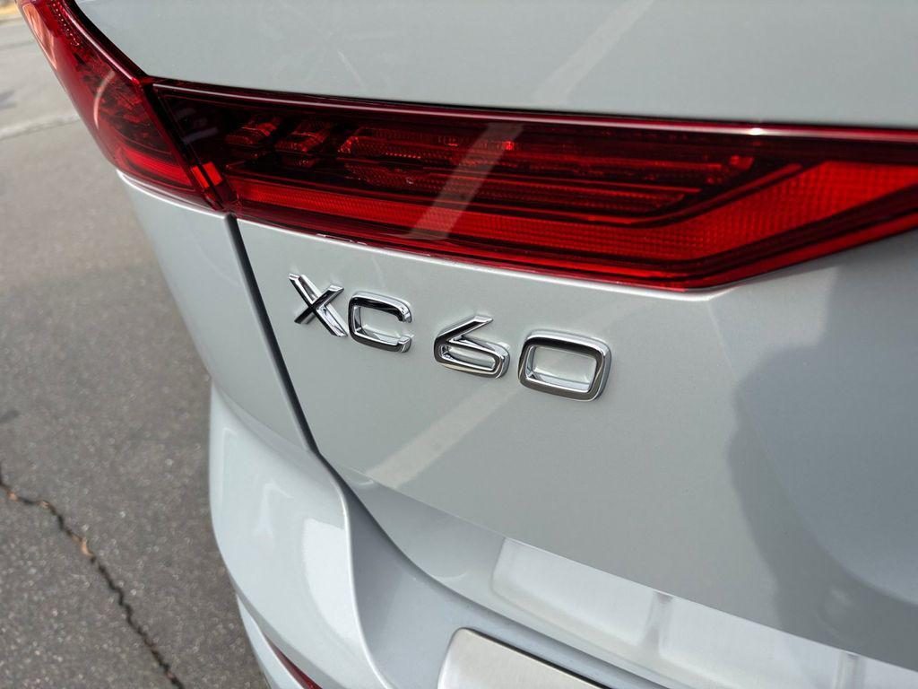 new 2026 Volvo XC60 Plug-In Hybrid car, priced at $73,235