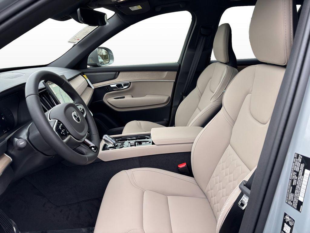 new 2026 Volvo XC90 Plug-In Hybrid car, priced at $79,375