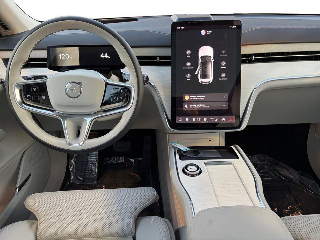 new 2025 Volvo EX90 car, priced at $81,025