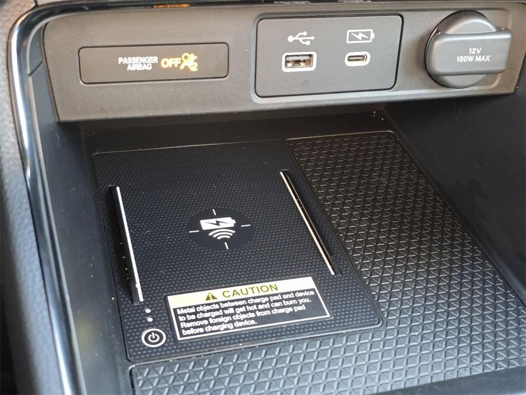 used 2025 Honda CR-V Hybrid car, priced at $33,674