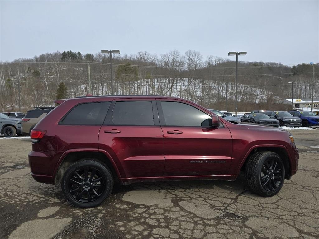 used 2020 Jeep Grand Cherokee car, priced at $22,916